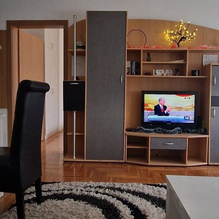 Apartmán Centar S Ni Exteriér fotografie